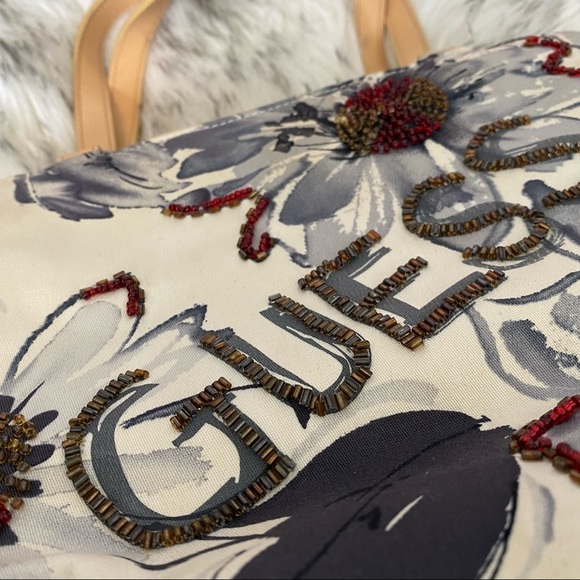 Guess handbag - Picture 2 of 8